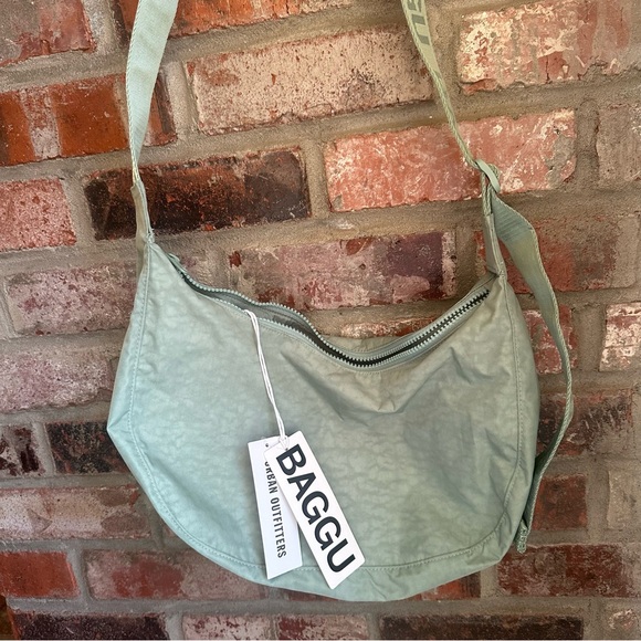 Baggu Seafoam medium crescent bag